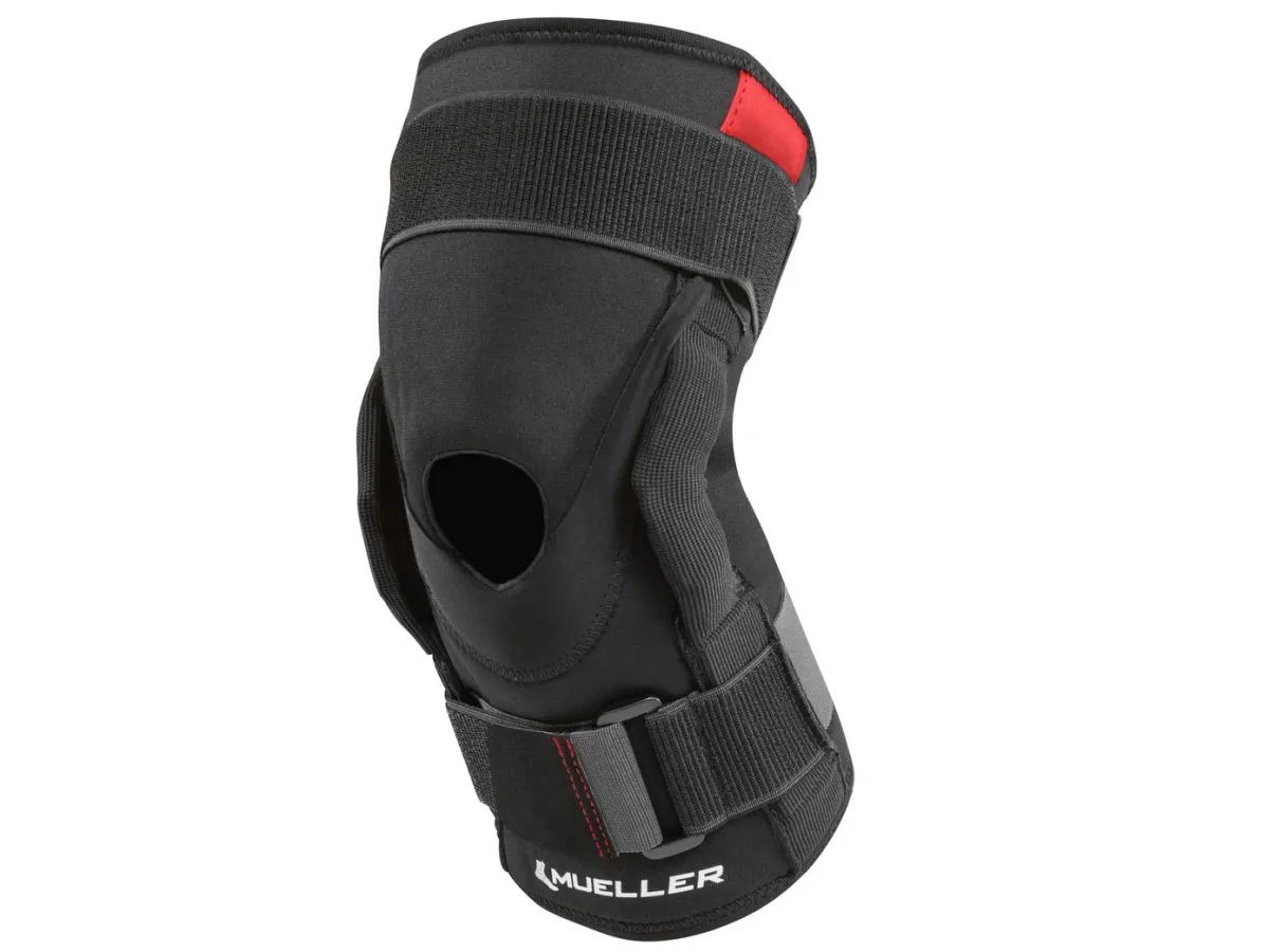 Băng bó gối có nẹp Mueller 56323/324