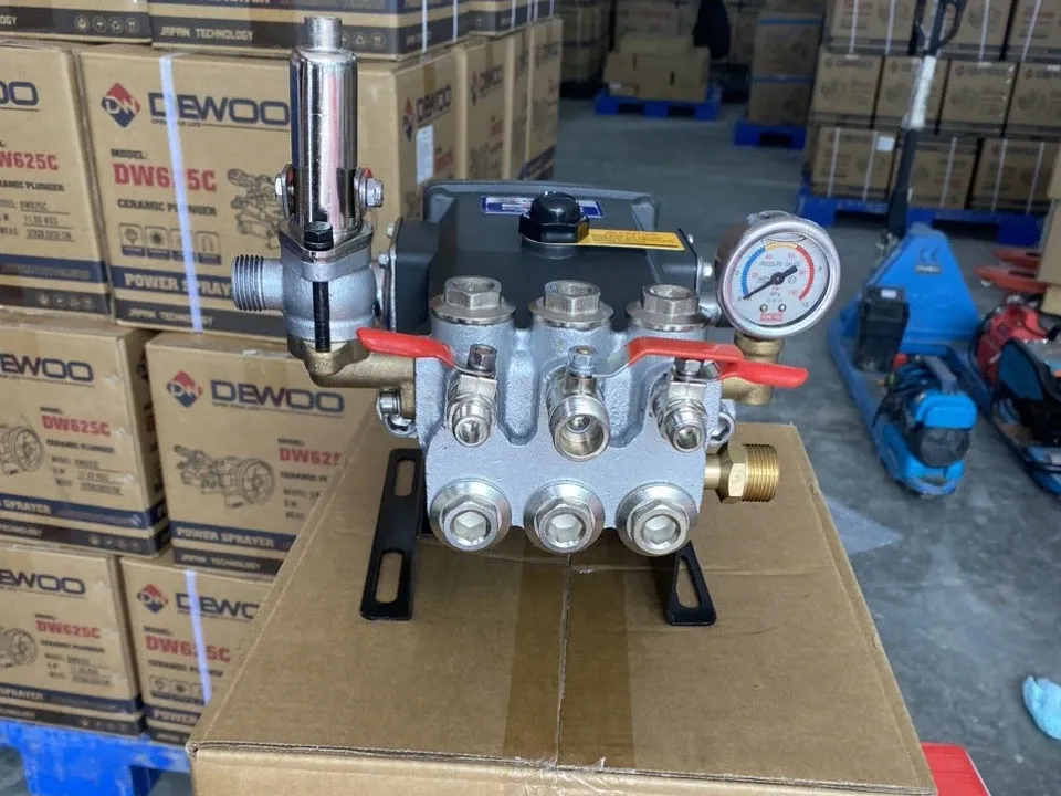 Đầu phun áp lực Dewoo DW625B (piston sứ)