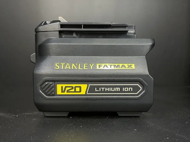 Đế chuyển 20V Fatmax qua máy 18V Stanley SBA100-B1