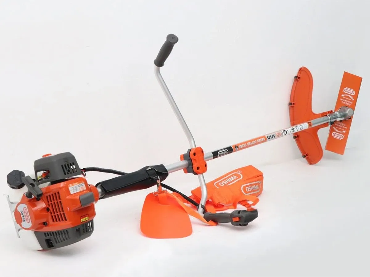 Máy cắt cỏ 2 thì Oshima 543RS