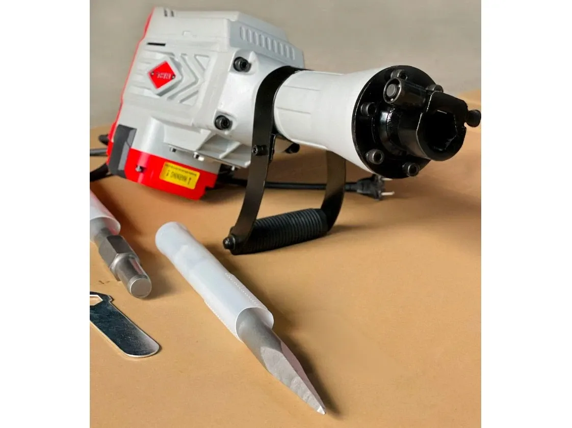 Máy đục bê tông BTEC BT8079A