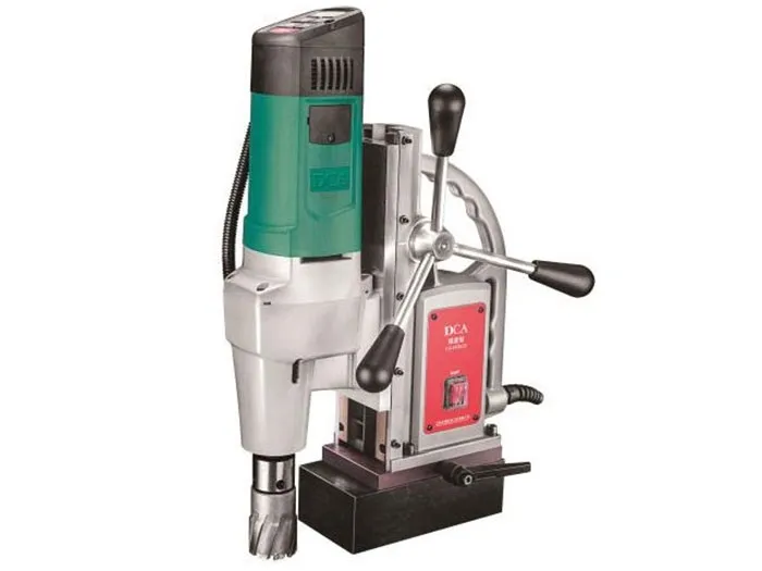 Máy khoan từ DCA AJC02-23 1.600W