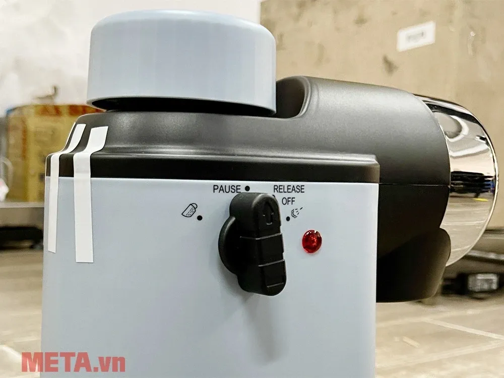 Máy pha cà phê bán tự động Bear CF-B02V1