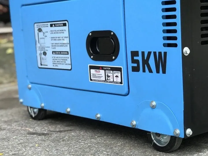 Máy phát điện chạy dầu Hakuda HKD5000P1 - 5KW
