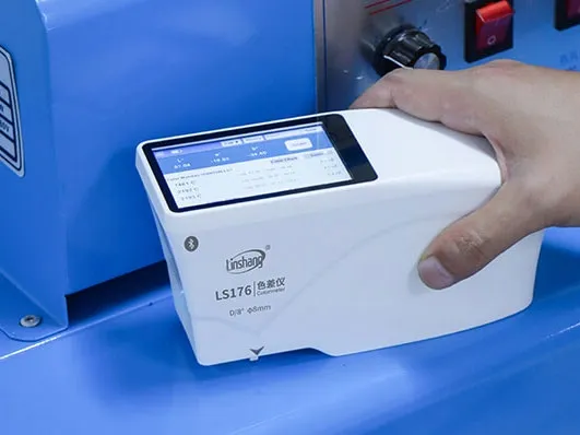 Máy quang phổ đo màu Linshang LS176 (400nm - 700nm)