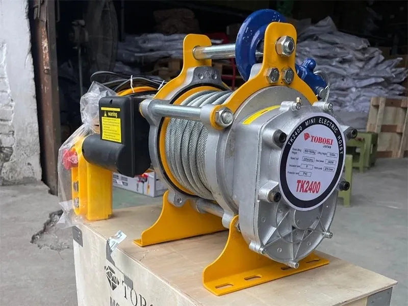 Máy tời Toboki TK2400 (2400W, 30m)