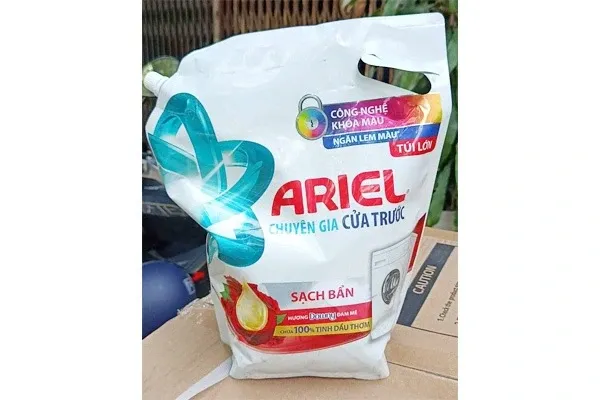 Nước giặt Ariel Matic cho máy giặt