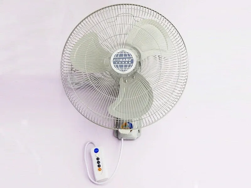 Quạt treo tường Komasu KM45CT (lồng mạ, công tắc bấm)