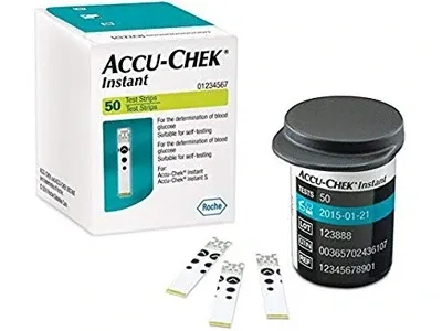 Que thử đường huyết Accu-Chek Instant 07819382020 (Hộp 50 que)