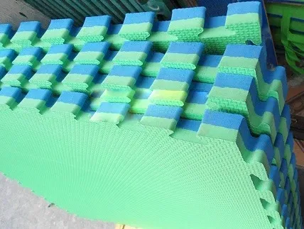 Thảm xốp trải sàn Việt Nam 1m x 1m x 28mm